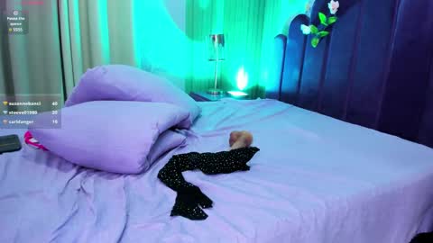 emely ross online show from 01-17-25, 07:08