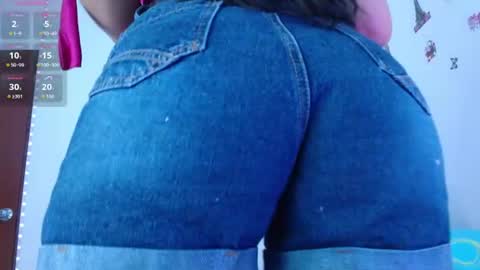 emely ross online show from 06-16-26, 01:03