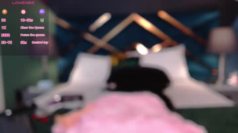 Danna online show from 02-14-25, 11:10