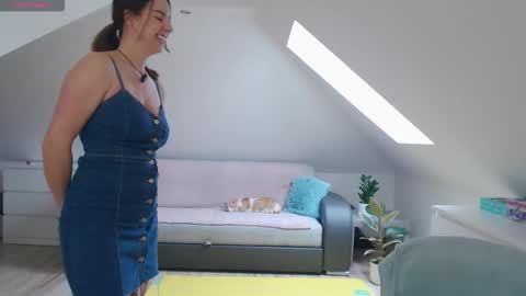 Snapshot of emerald_kittycat chatting on 02-01-26, 10:14 just me online show from 02-01-26, 10:14