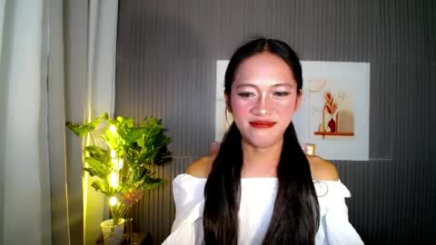 Snapshot of emeraldcummstar chatting on 07-21-26, 05:32 emeraldcummstar online show from 07-21-26, 05:32