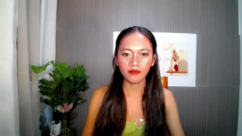 Snapshot of emeraldcummstar chatting on 07-22-26, 07:33 emeraldcummstar online show from 07-22-26, 07:33