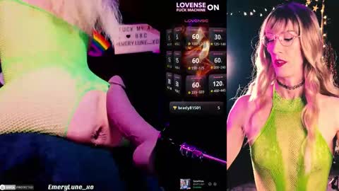 Snapshot of emerylune_xo chatting on 02-11-26, 05:23 Emery Lune online show from 02-11-26, 05:23