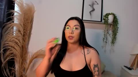 emi_carter online show from 11-15-25, 09:00