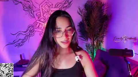 Emmily Roberts online show from 04-20-26, 01:19