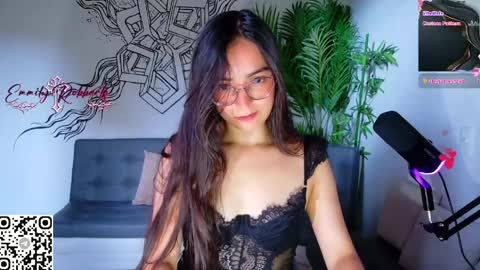 Emmily Roberts online show from 05-28-26, 06:16