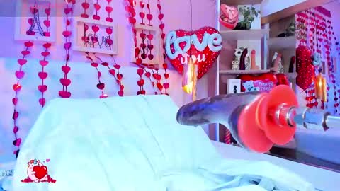 Emily Sarai online show from 02-11-25, 11:54