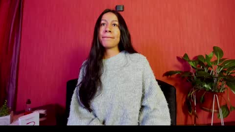 Emilia Gomez online show from 05-11-26, 12:11