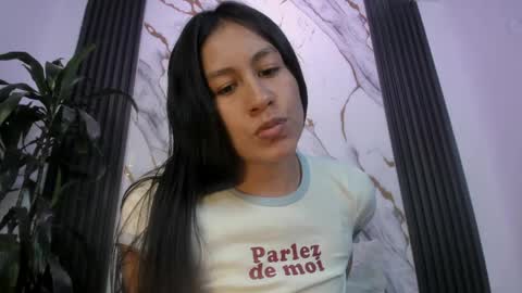 Emilia Gomez online show from 05-20-26, 02:12
