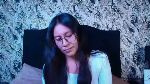 Emilia Gomez online show from 05-23-26, 12:27