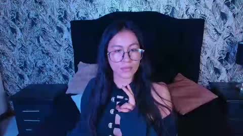 Emilia Gomez online show from 05-25-26, 12:38