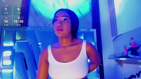 Emy online show from 06-03-26, 01:41