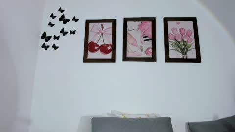 Snapshot of emiily_parkerr chatting on 04-24-26, 11:18 Emily online show from 04-24-26, 11:18