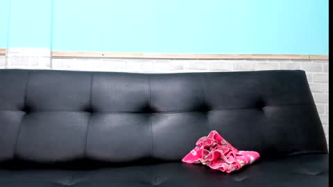 Emily online show from 02-06-25, 11:43