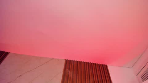 Snapshot of emiilycollins1 chatting on 01-10-25, 12:38 online show from 01-10-25, 12:38