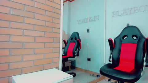 EmillySaenz online show from 01-20-25, 09:53