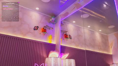 Emily online show from 12-19-24, 04:46