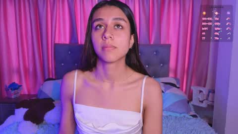 Snapshot of emiiscoot_1 chatting on 09-19-25, 03:24 Emily online show from 09-19-25, 03:24