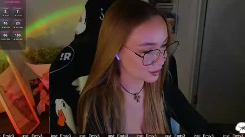 Emili online show from 01-16-26, 01:37