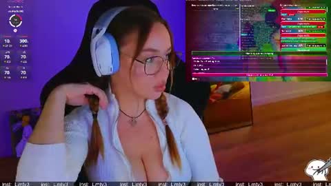 Emili online show from 07-21-26, 09:22
