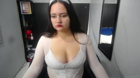 EMILI online show from 05-15-26, 03:35