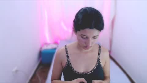 Snapshot of emili_riders chatting on 01-23-25, 10:11 emili riders online show from 01-23-25, 10:11