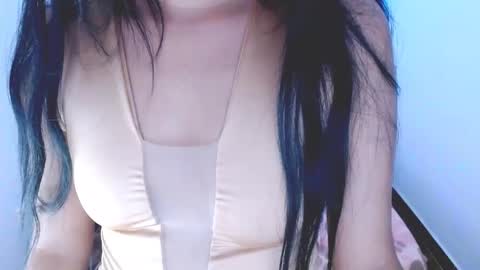 Snapshot of emili_riders chatting on 01-24-25, 11:12 emili riders online show from 01-24-25, 11:12