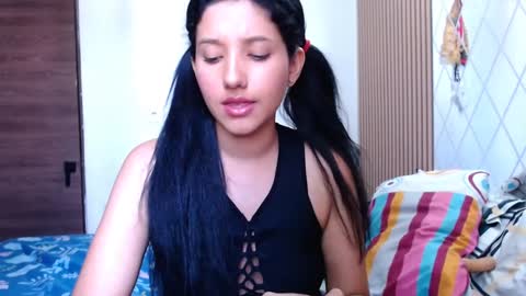 Snapshot of emili_riders chatting on 01-29-25, 03:47 emili riders online show from 01-29-25, 03:47