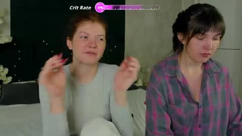 Snapshot of emilia_cross chatting on 06-16-26, 01:19 Emilia online show from 06-16-26, 01:19