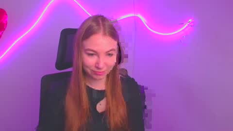 Emilia online show from 03-09-25, 06:06