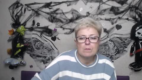 EmiliaGree online show from 11-04-25, 06:40