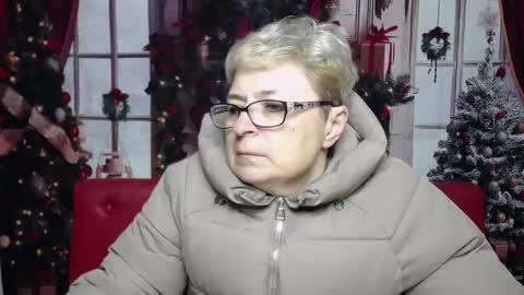 Snapshot of emiliagree chatting on 01-17-26, 06:33 EmiliaGree online show from 01-17-26, 06:33