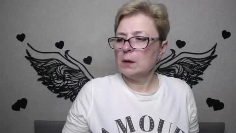 EmiliaGree online show from 05-17-26, 04:58