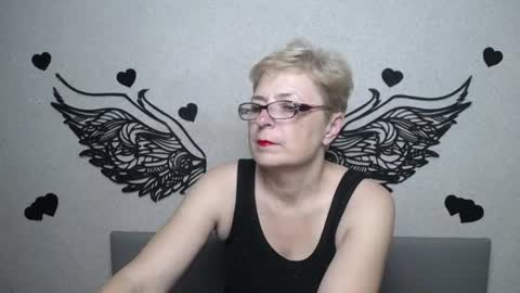 EmiliaGree online show from 07-11-26, 05:15