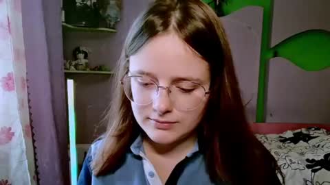 Kira online show from 07-25-26, 12:25