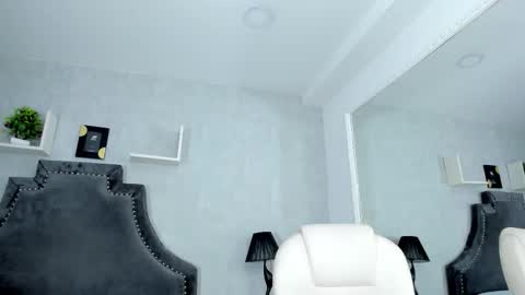 EmiliaRose online show from 09-10-25, 10:21