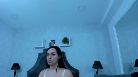 EmiliaRose online show from 10-12-25, 08:52