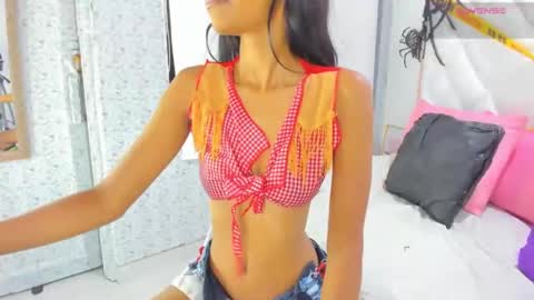 emilibonnie online show from 10-23-25, 02:22