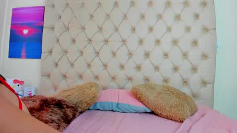 Snapshot of emilieandblake chatting on 01-05-25, 02:52 emilieandblake online show from 01-05-25, 02:52