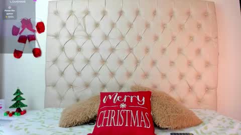 Snapshot of emilieandblake chatting on 11-22-25, 11:42 emilieandblake online show from 11-22-25, 11:42