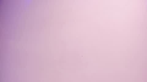 Snapshot of emiliee_xx chatting on 10-24-25, 09:55 Emillie online show from 10-24-25, 09:55