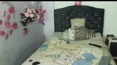 Snapshot of emiliejoy chatting on 03-18-26, 03:42 emiliejoy online show from 03-18-26, 03:42