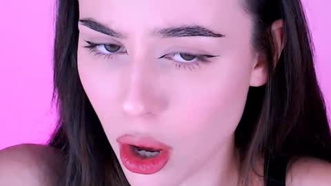 Emily online show from 02-12-26, 07:42