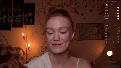 Snapshot of emiliyafox chatting on 09-23-25, 12:52 Emi online show from 09-23-25, 12:52