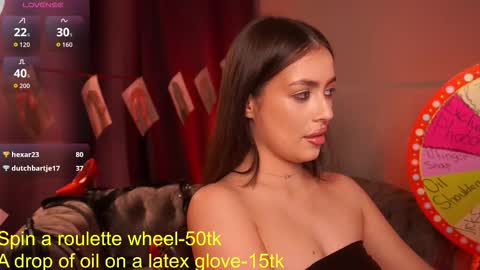  Emiliya  online show from 09-19-25, 02:07