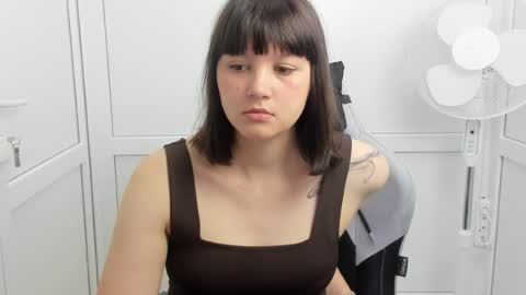 Emmi online show from 05-29-26, 06:33