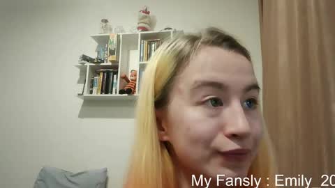 Emily online show from 05-08-26, 09:53