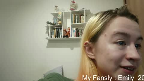 Emily online show from 05-09-26, 09:09