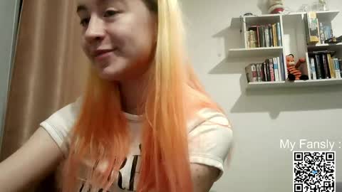 Emily online show from 05-17-26, 09:33