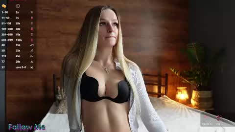Emilly online show from 06-20-26, 07:00